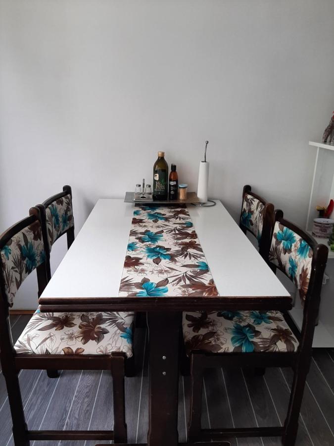 Flamingo 365 - Near City Center With Free Parking Sarajevo Luaran gambar